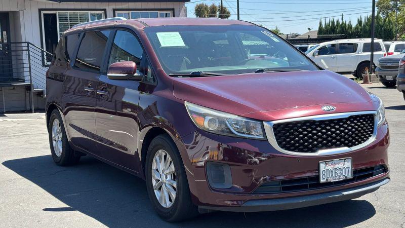 2017 Kia Sedona LX for sale in Bell, CA