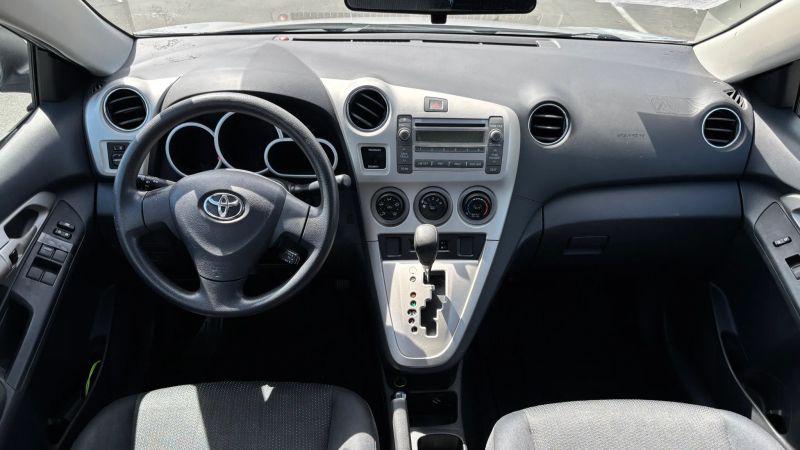 2009 Toyota Matrix Base