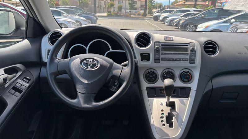 2009 Toyota Matrix Base