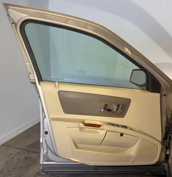 2006 Cadillac SRX V6