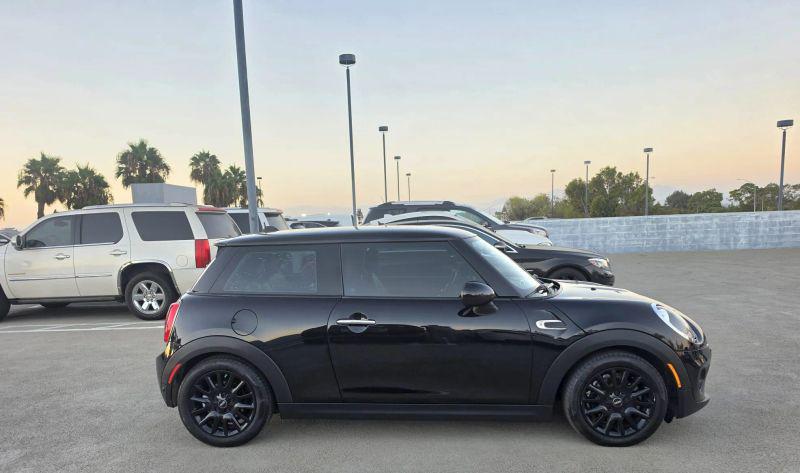 2018 MINI Hardtop Cooper