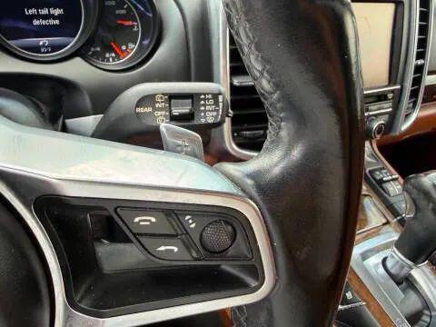 2016 Porsche Cayenne Base
