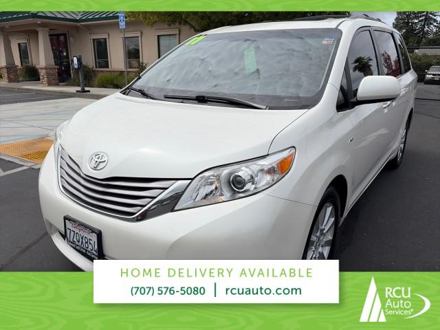 2017 Toyota Sienna XLE Premium 7 Passenger for sale in Santa Rosa, CA