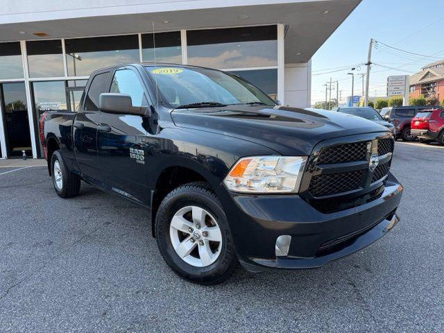 2019 RAM 1500 Classic Express Quad Cab 4x4 64 Box 2019 RAM 1500 Classic Express Quad Cab 4x4 64 Box