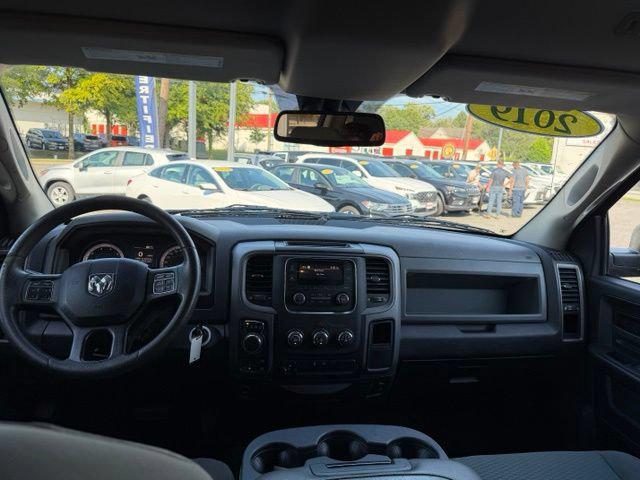 2019 RAM 1500 Classic Express Quad Cab 4x4 64 Box 2019 RAM 1500 Classic Express Quad Cab 4x4 64 Box