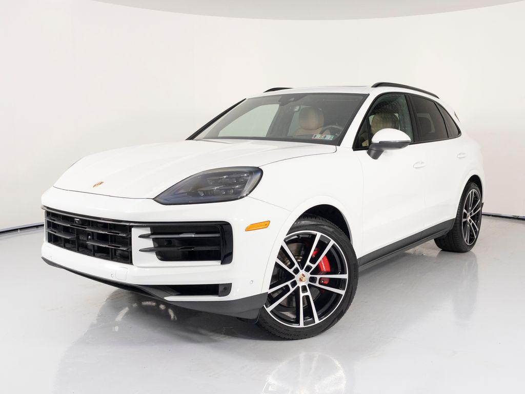 /2025 Porsche Cayenne