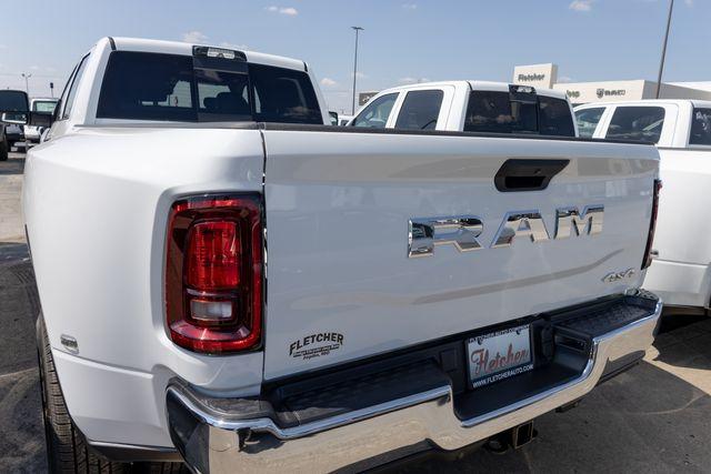 2026 Ram 3500 Tradesman Crew Cab 4x4 8 Box