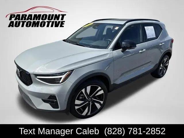 2025 Volvo XC40 B5 Plus Dark Theme for sale in Hickory, NC