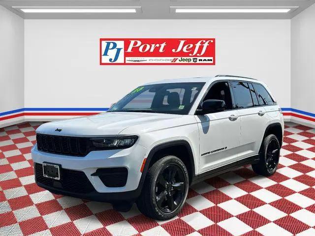 2023 Jeep Grand Cherokee Altitude 4x4 for sale in Port Jefferson Station, NY