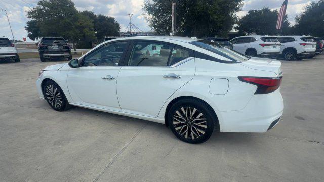2025 Nissan Altima SV - Photo 6