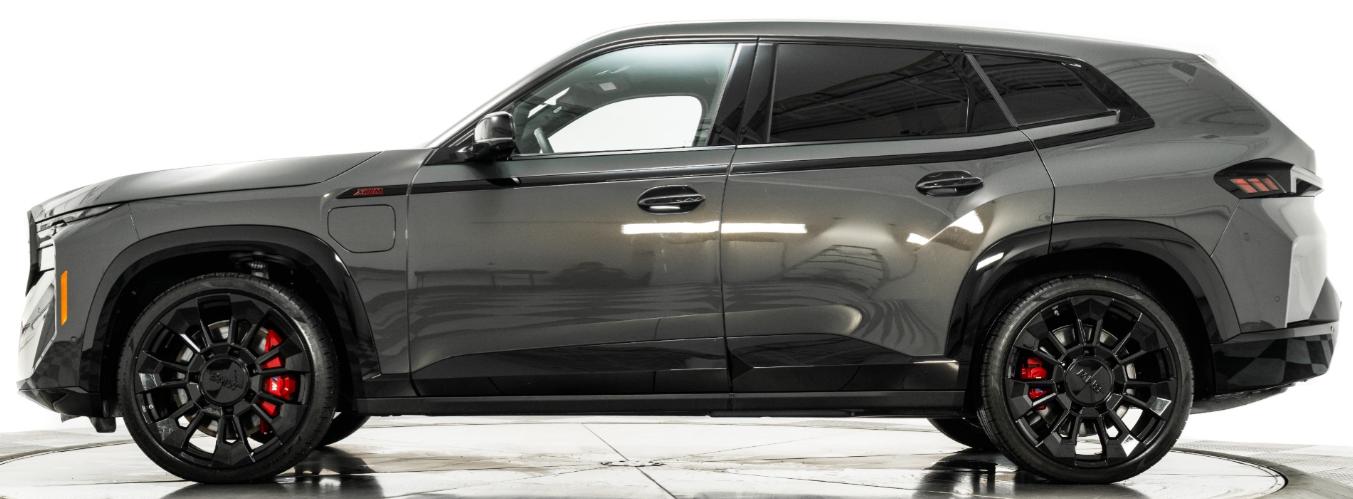 2025 BMW Xm