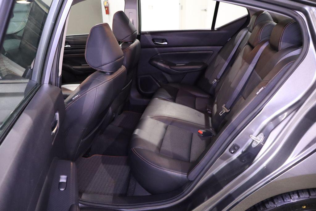car-gallery-32