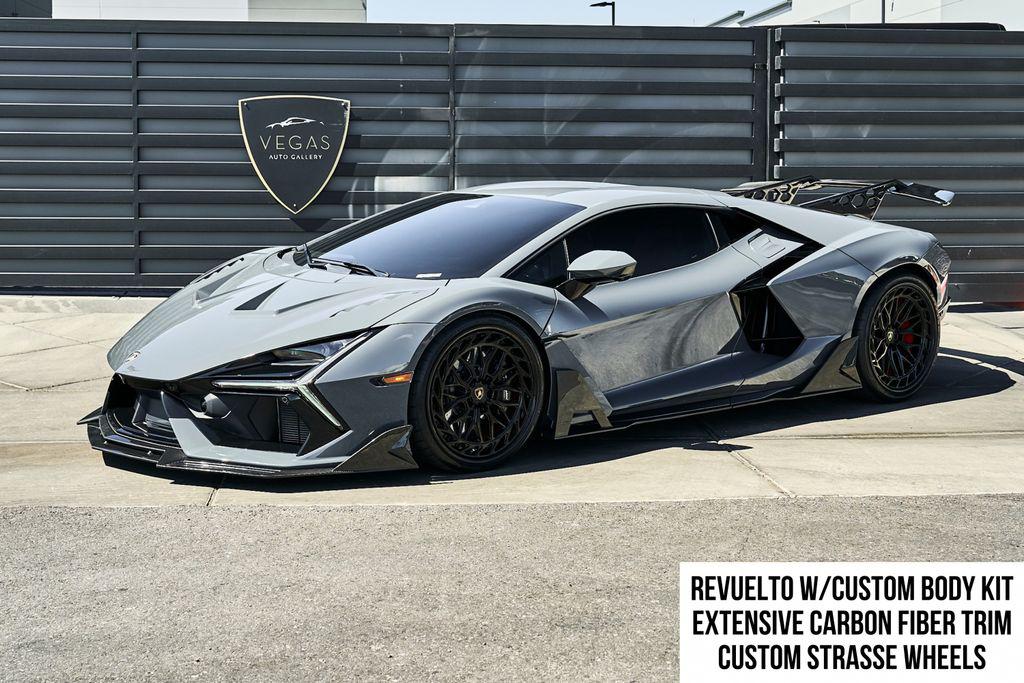 /2024 Lamborghini Revuelto