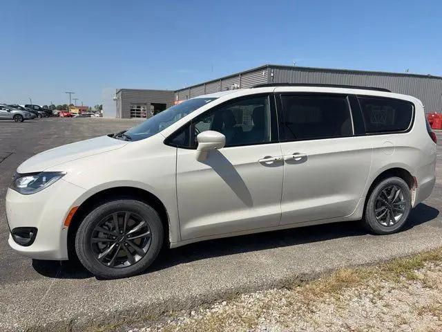 2020 Chrysler Pacifica AWD Launch Edition for sale in Maryville, MO
