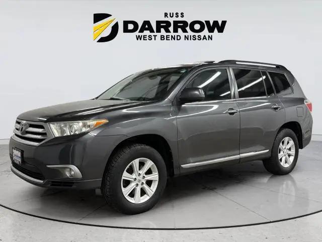 2012 Toyota Highlander SE V6 for sale in West Bend, WI