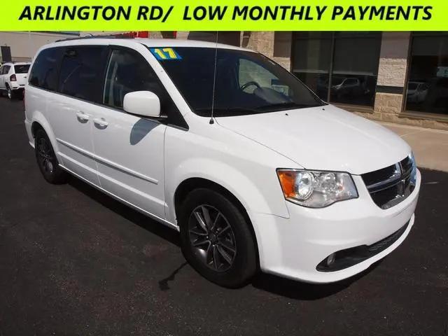 2017 Dodge Grand Caravan SXT for sale in Akron, OH