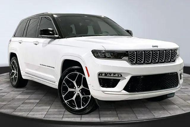 2022 Jeep Grand Cherokee Summit Reserve 4x4 for sale in Roanoke, IN