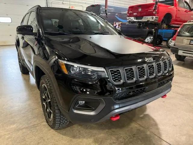 2025 Jeep Compass Trailhawk 4x4 for sale in Galena, IL