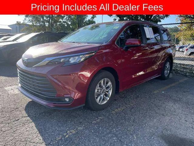 2025 Toyota Sienna XLE for sale in Asheville, NC