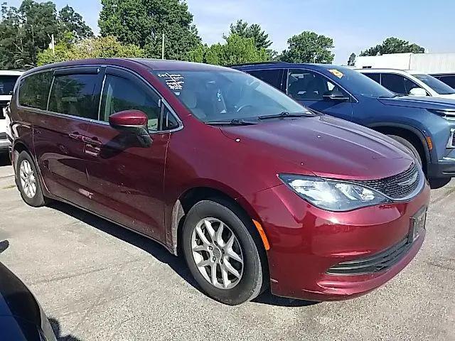 2017 Chrysler Pacifica LX for sale in Quincy, IL
