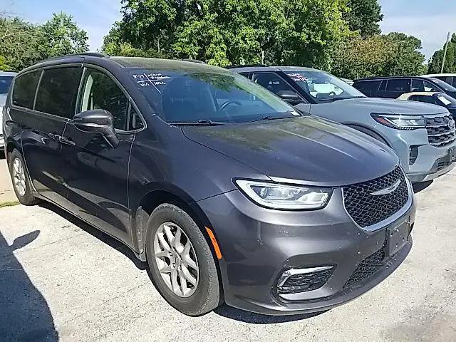 2022 Chrysler Pacifica Touring L for sale in Quincy, IL
