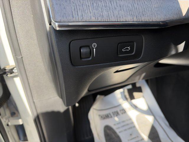 2021 Volvo XC90 T6 Inscription 6 Passenger