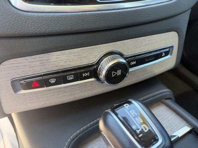 2021 Volvo XC90 T6 Inscription 6 Passenger