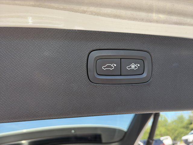 2021 Volvo XC90 T6 Inscription 6 Passenger
