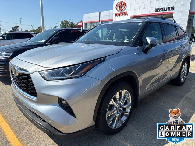 2025 Toyota Highlander Hybrid Limited for sale in Jasper, IN