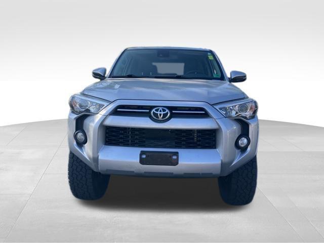 2020 Toyota 4Runner SR5 2020 Toyota 4Runner SR5