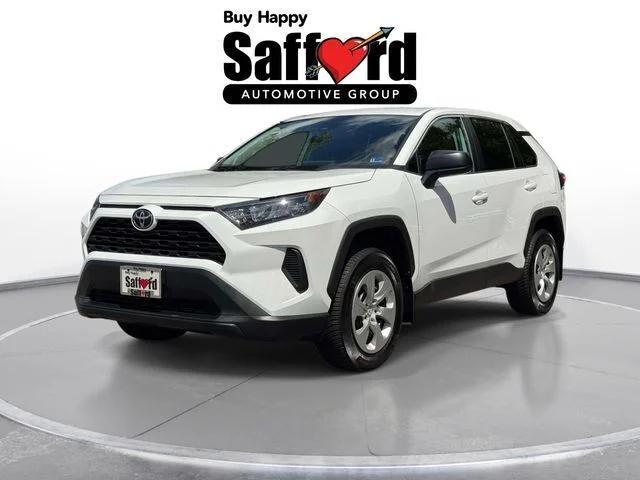 2022 Toyota RAV4 LE 2022 Toyota RAV4 LE
