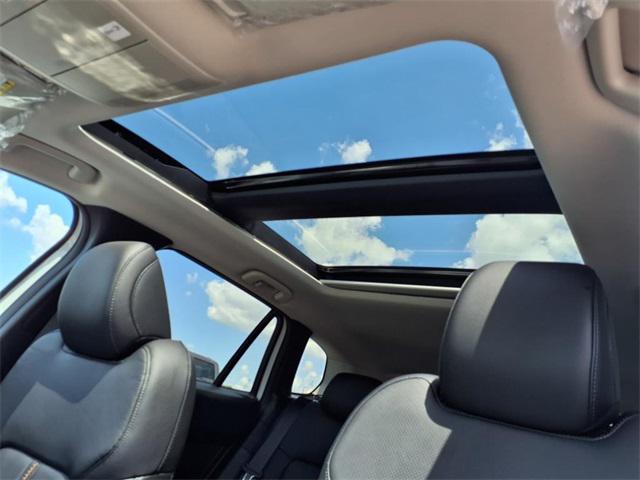 2025 Mazda CX-50 2.5 Turbo Premium Package