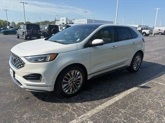 2020 Ford Edge Titanium
