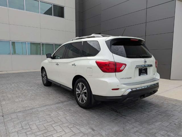 2017 Nissan Pathfinder SL
