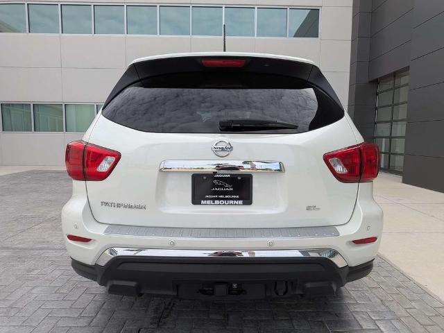 2017 Nissan Pathfinder SL