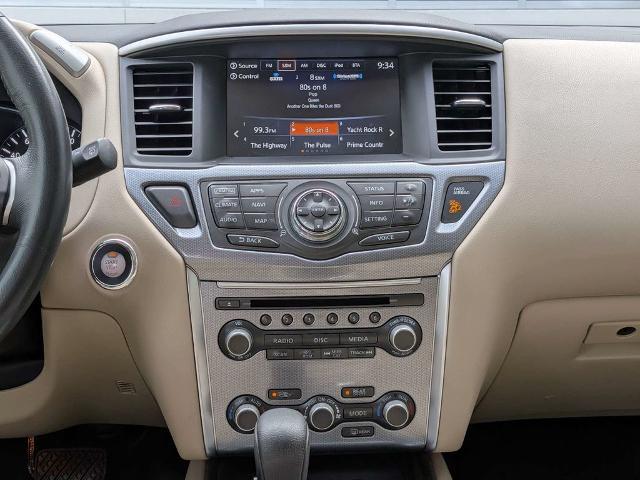 2017 Nissan Pathfinder SL