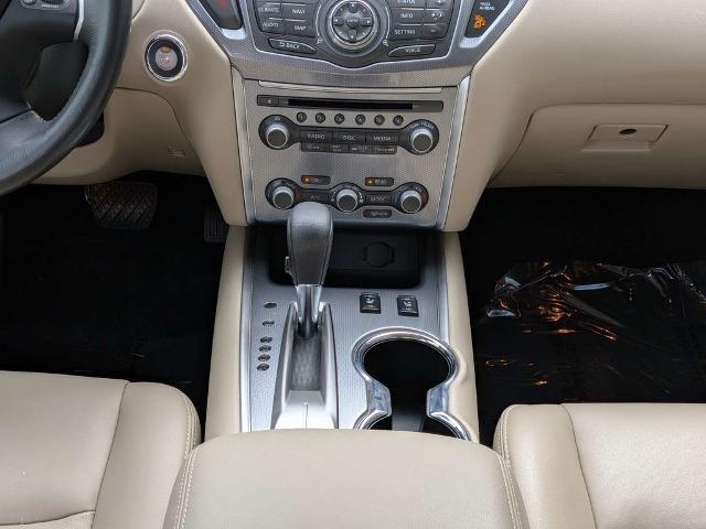 2017 Nissan Pathfinder SL