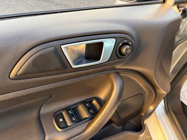 2016 Ford Fiesta SE