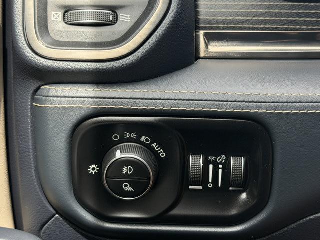 2019 Ram 1500 Limited Crew Cab 4x4 64 Box
