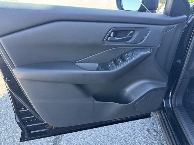 2025 Nissan Rogue S FWD
