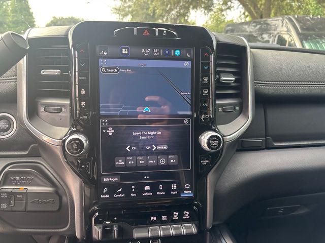 2024 Ram 2500 Laramie Crew Cab 4x4 6'4" Box