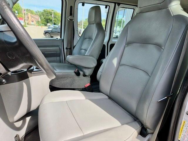 2014 Ford E-350 Super Duty Unknown