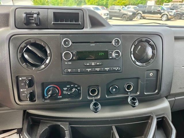 2014 Ford E-350 Super Duty Unknown