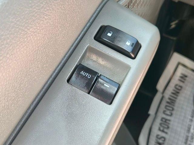 2014 Ford E-350 Super Duty Unknown