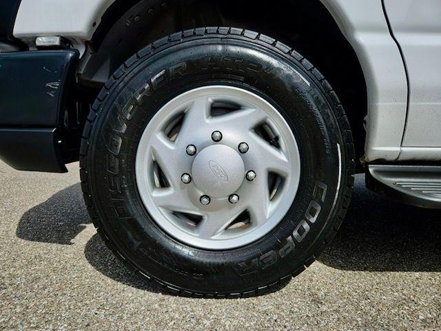 2014 Ford E-350 Super Duty Unknown