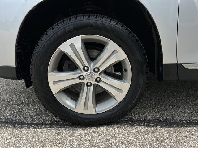 2013 Toyota Highlander Limited V6