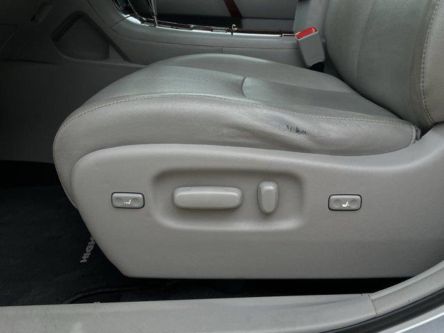 2013 Toyota Highlander Limited V6