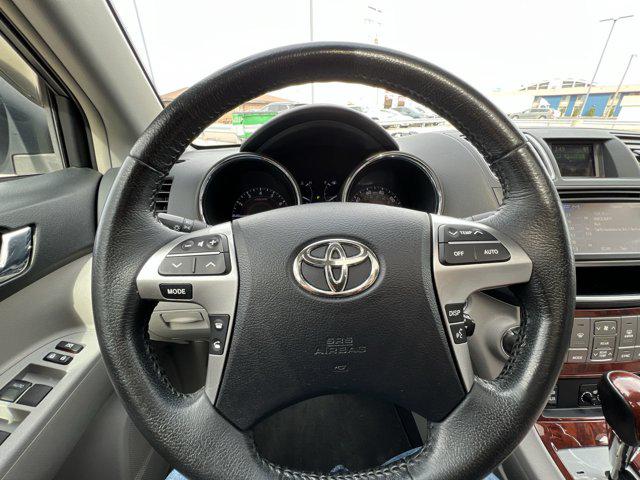 2013 Toyota Highlander Limited V6