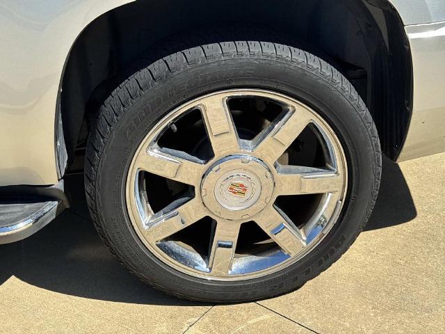2012 Cadillac Escalade Luxury