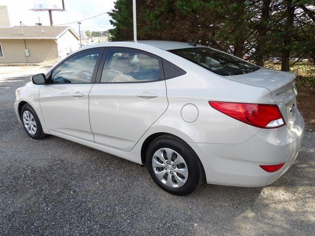 2016 Hyundai Accent SE 2016 Hyundai Accent SE